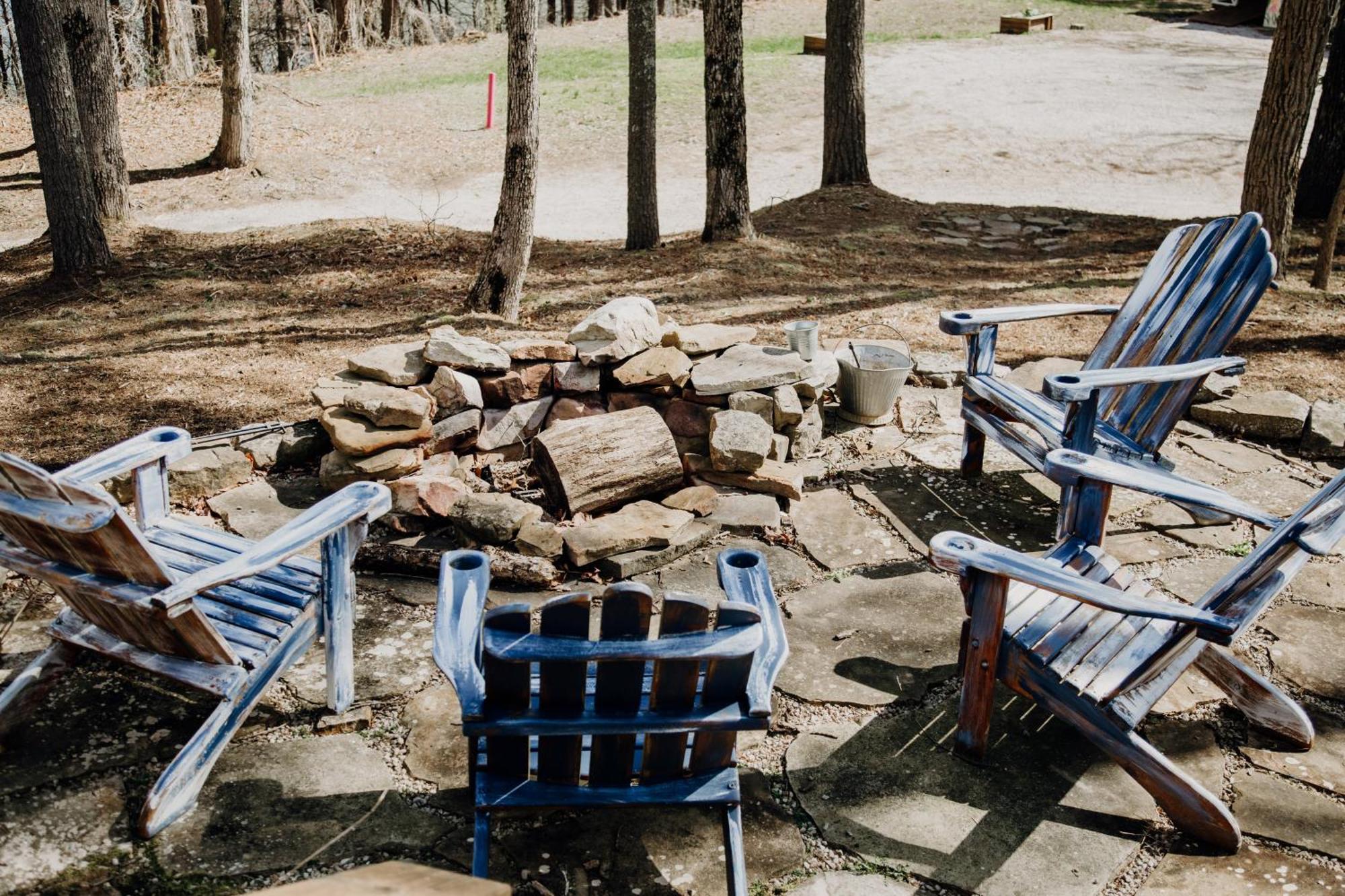 Отель Camp Swann Tracy City Номер фото